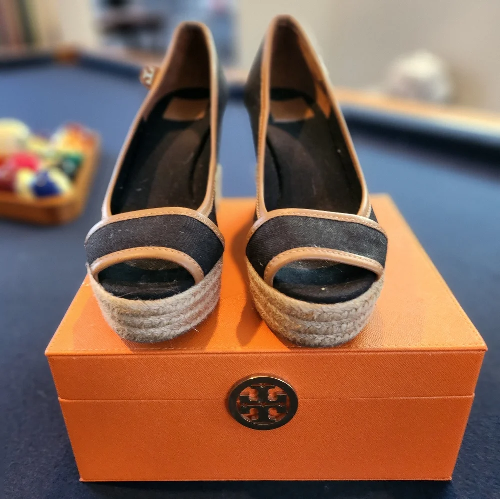 Tory Burch wedges - Picture 3 of 5